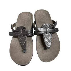 Vionic Women's Karley Vio-Motion Insole Sandal Silver Tumbled size 6